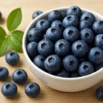 A bowl of fresh borůvky highlighting their antioxidant properties